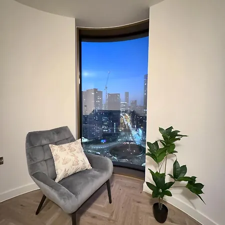 Skyline View In Centre - South Apt129 *