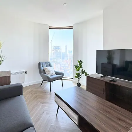 Skyline View In Centre - South Apt129 *